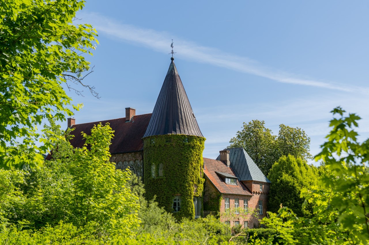 Pråmvägen 8