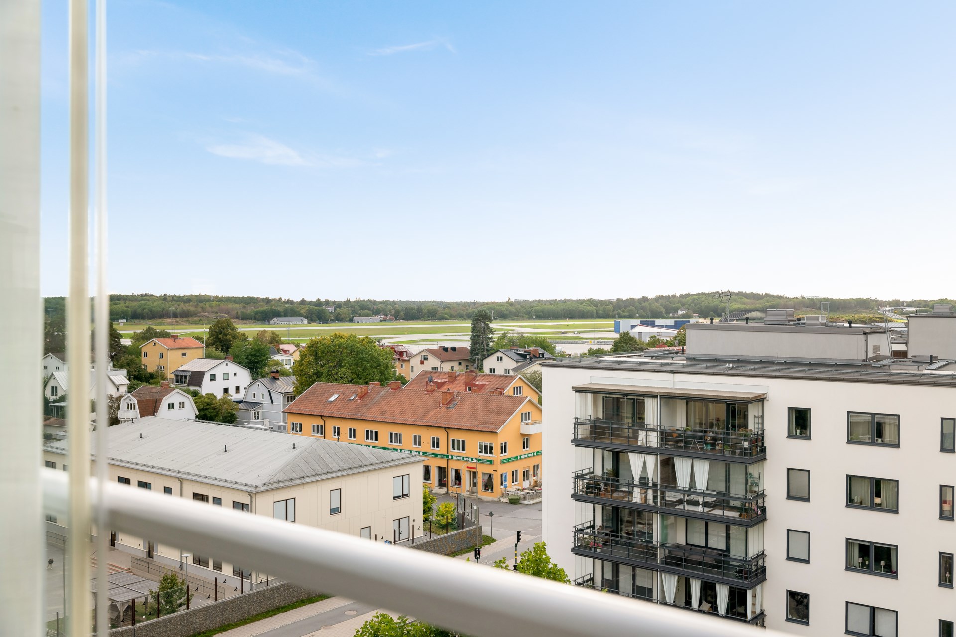 Bild 2 från Svenska Mäklarhuset