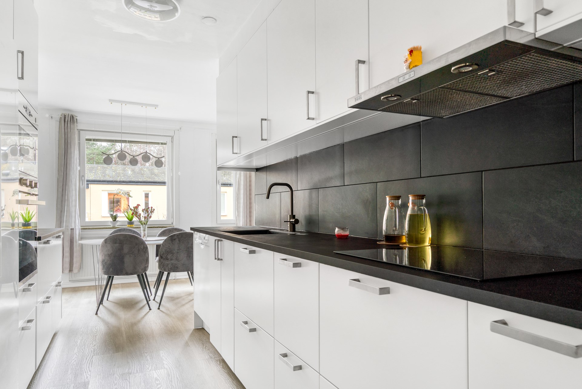Bild 2 från Svenska Mäklarhuset