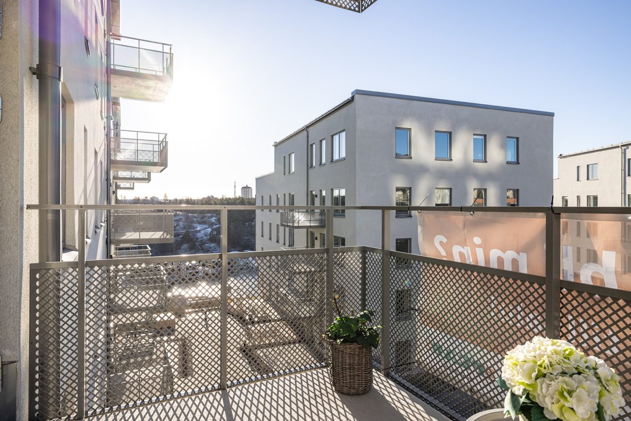 Kvarnholmsvägen 100