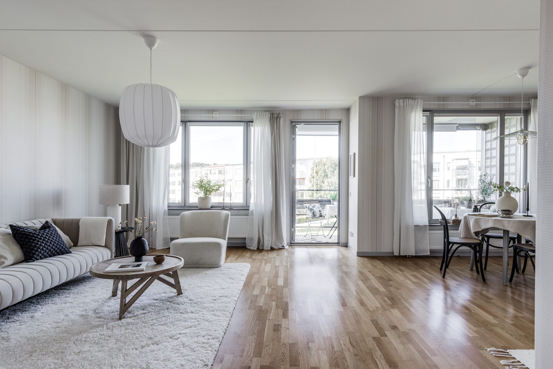 Bild 3 från Svenska Mäklarhuset