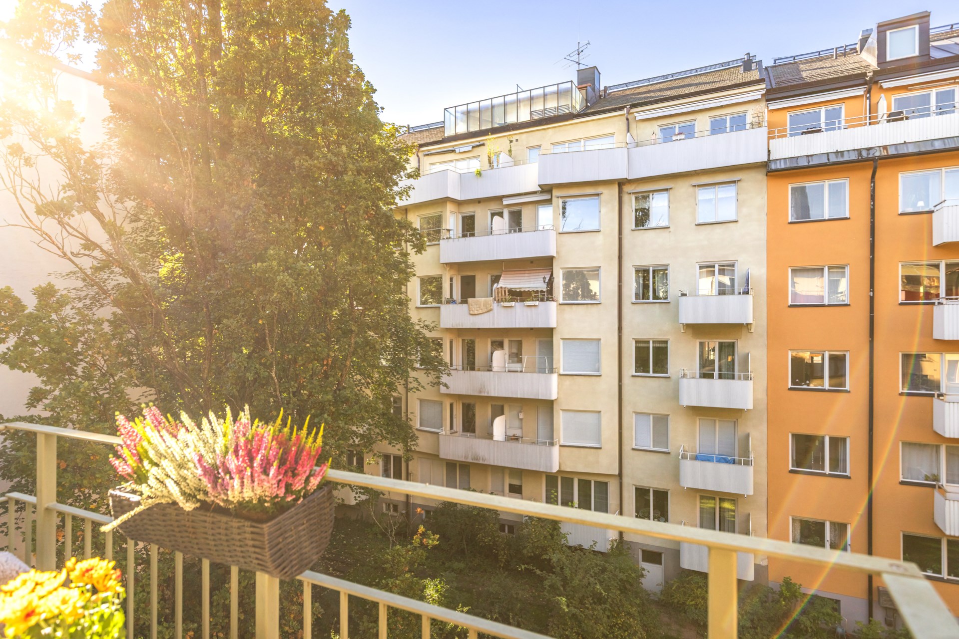 Bild 2 från Svenska Mäklarhuset