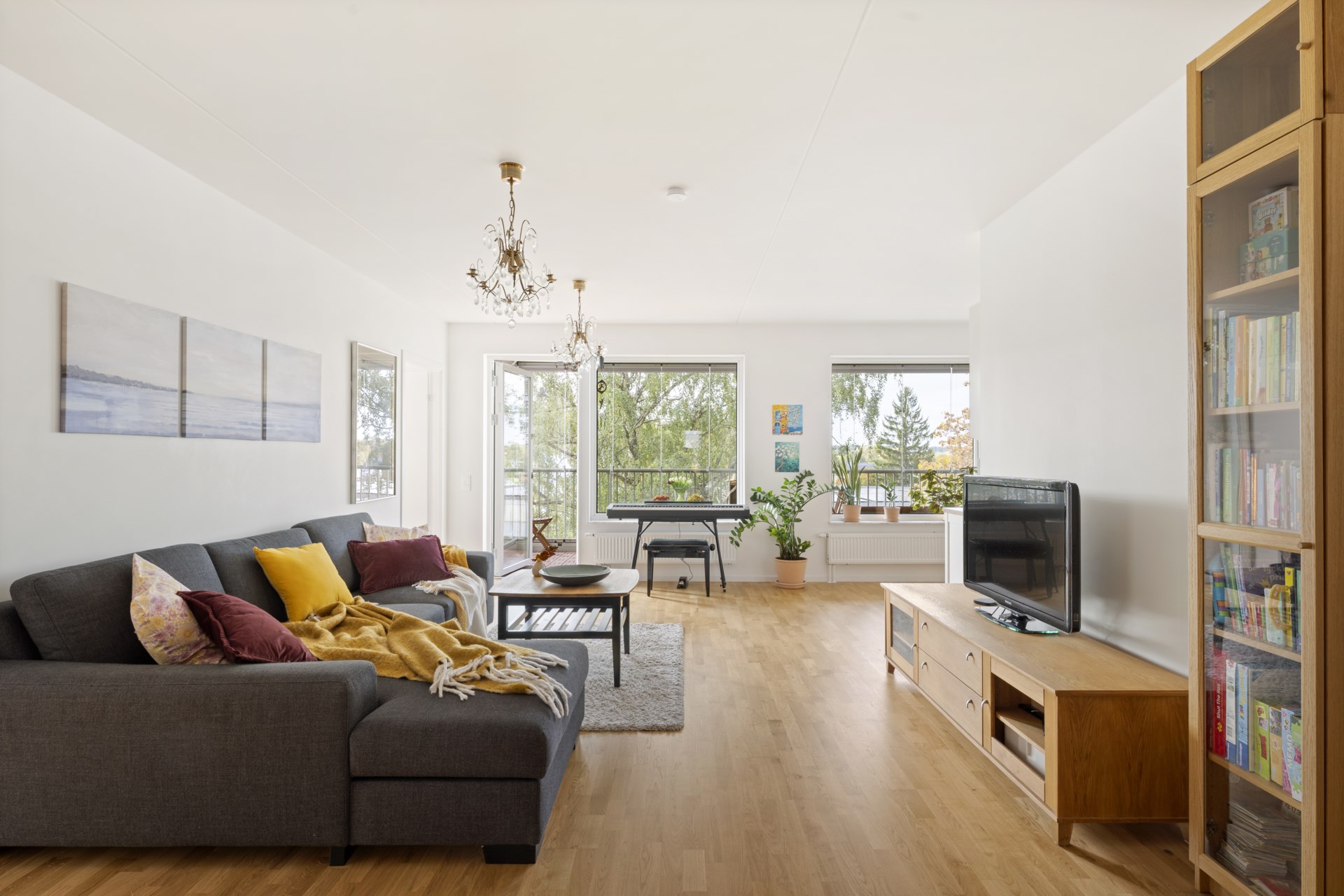 Bild 3 från Svenska Mäklarhuset