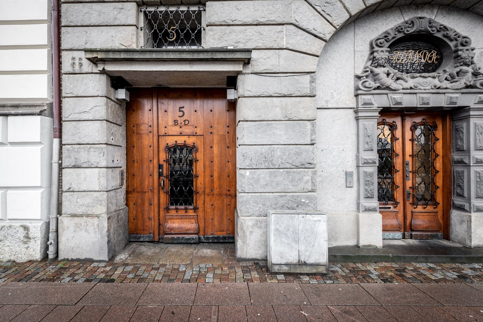 Södra Hamngatan fem D