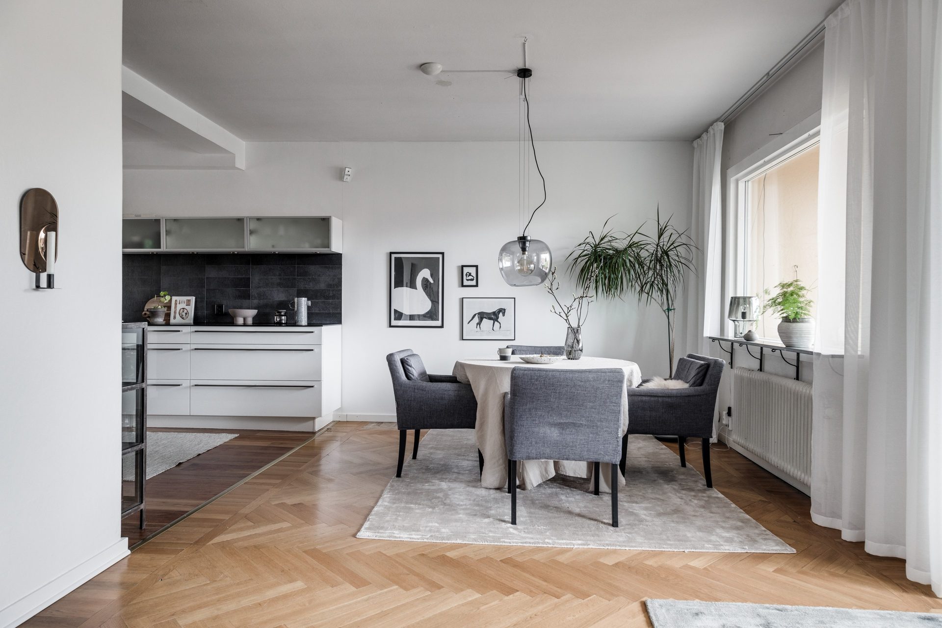 Gulsparvsgatan sjuttioett B